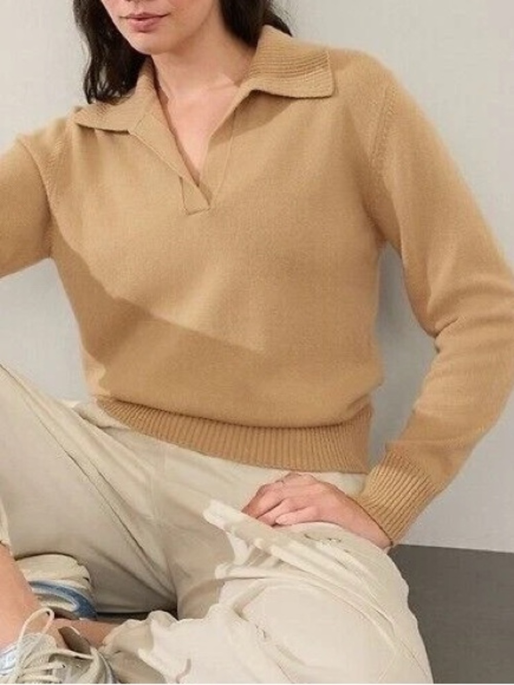 Athleta Tan Alpine Collar Sweater Size Medium Merino Wool Cashmere Luxury Chic
